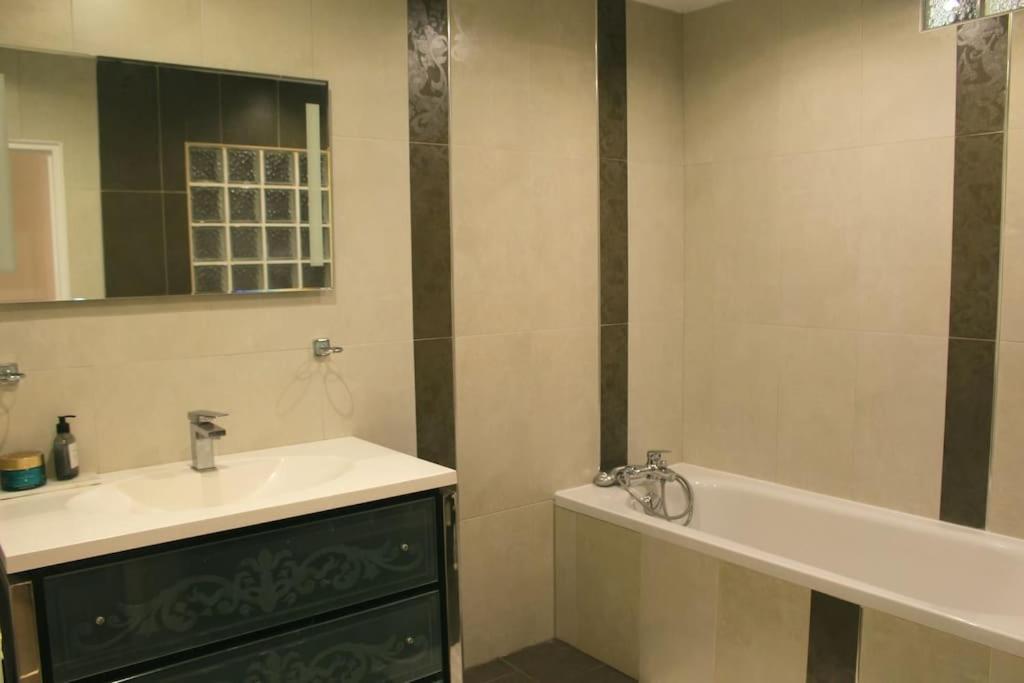 Place Massena In Center - 3 Bedrooms Floor Apartment