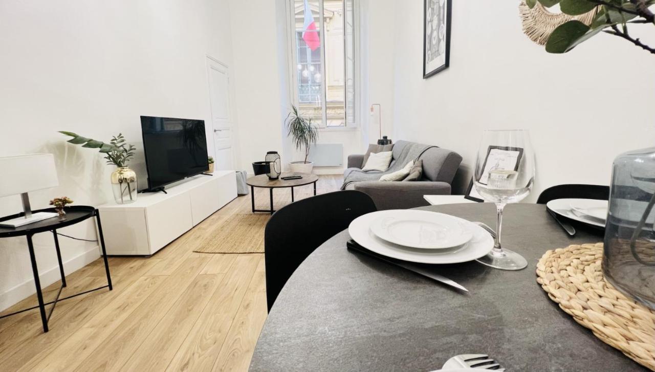 Sublime 2 Pieces Au Coeur De La Vieille * Nice