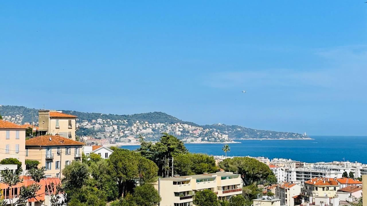 Hollydays, St Antoine * Nice