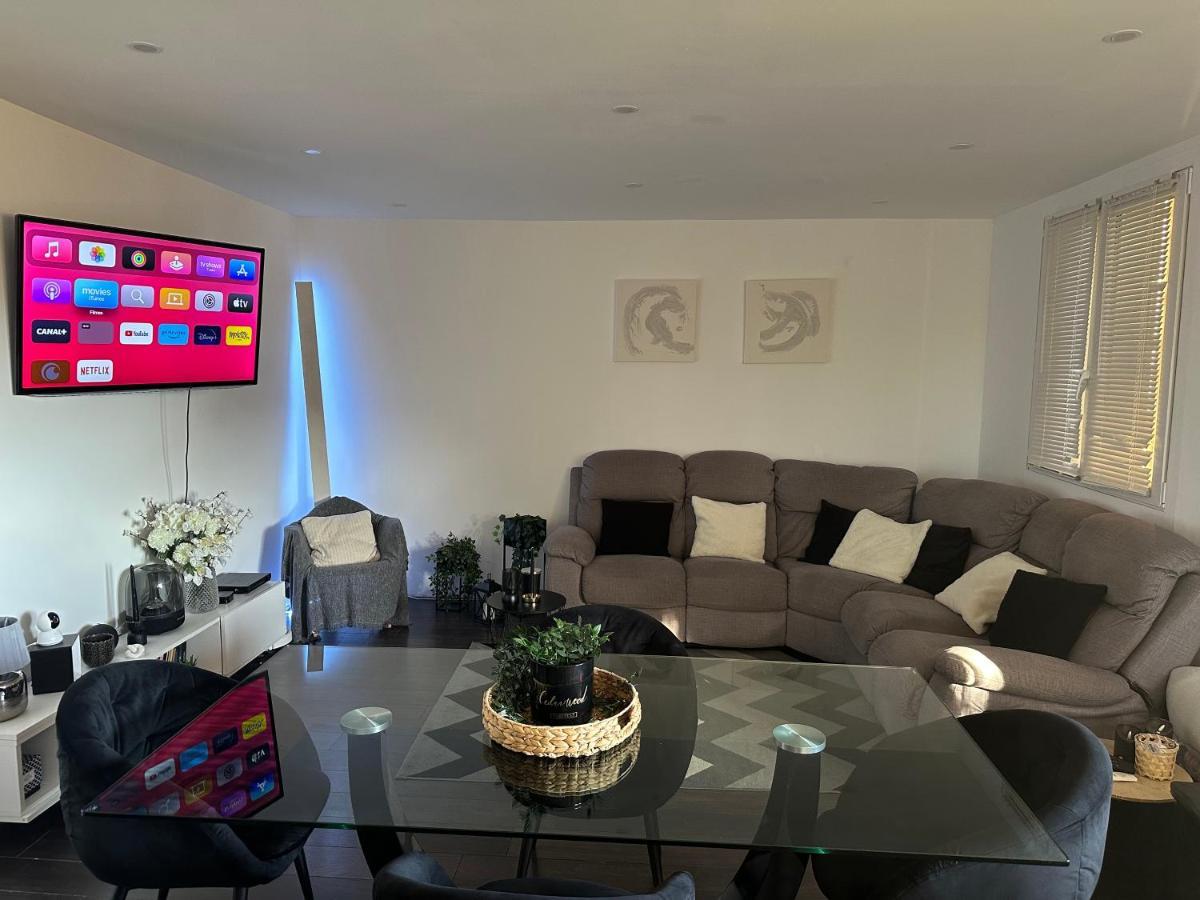 Urban Oasis: Private With Easy Access * Nice