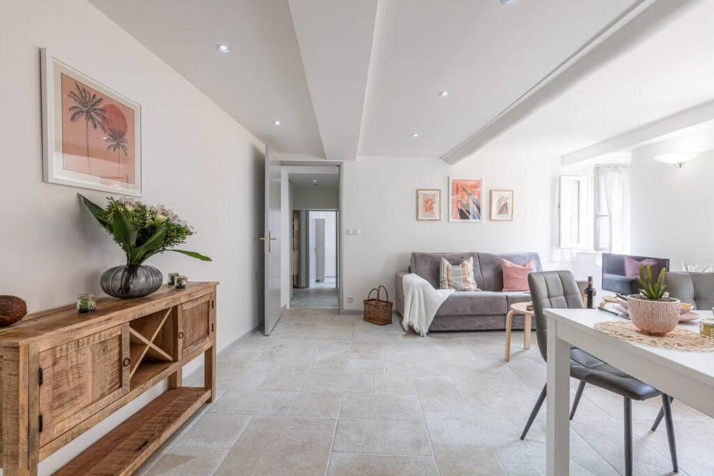 Malonat - Cosy Apart In Old Town W Ac Apartment