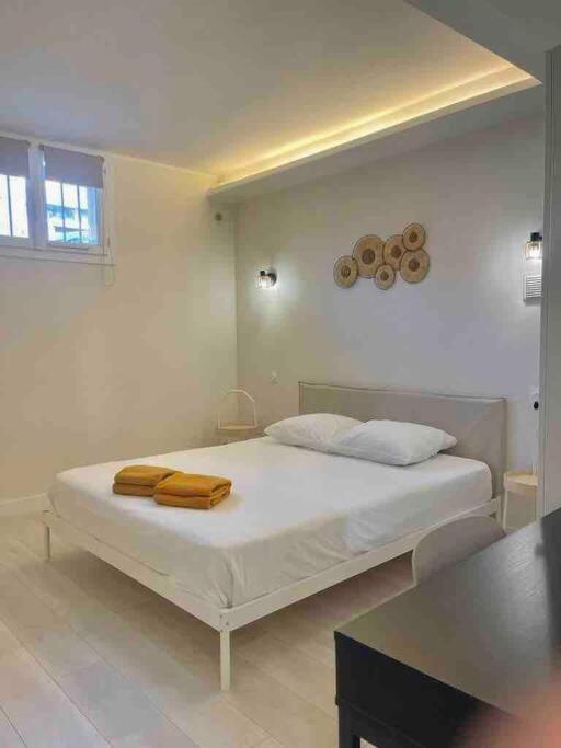 Le Bashkir - Spacieux Avec Terrasse - Wifi - Pres Et Aeroport - Tram Et Supermarches *