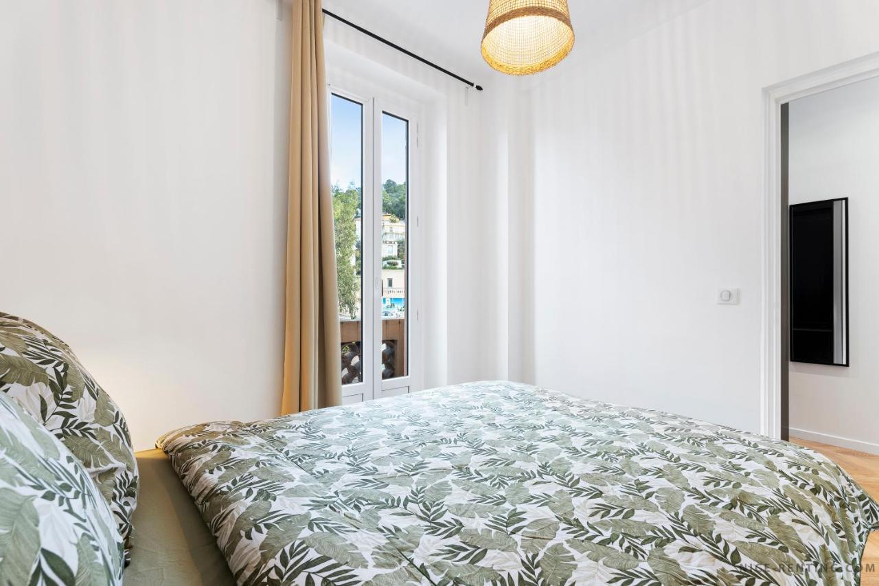 Renting - Maeterlinck - Idyllic Luxury Retreat In Cap De Sea View