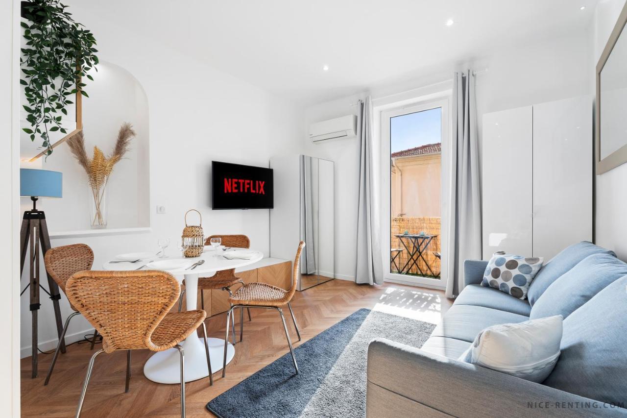 Renting - Maeterlinck - Idyllic Luxury Retreat In Cap De Sea View Apartment Nice