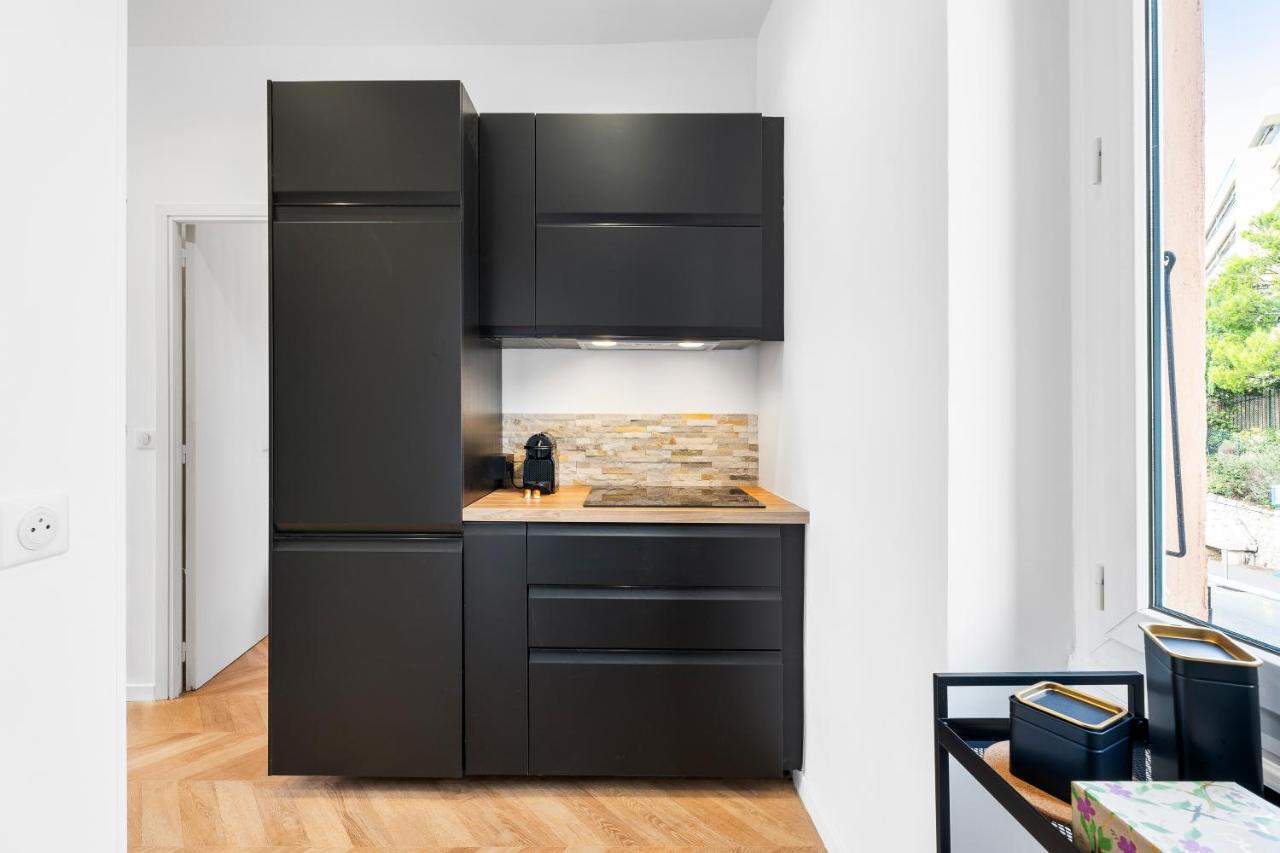 Renting - Maeterlinck - Idyllic Luxury Retreat In Cap De Sea View Apartment *