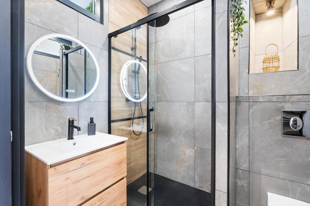 Apartment Renting - Maeterlinck - Idyllic Luxury Retreat In Cap De Sea View Nice