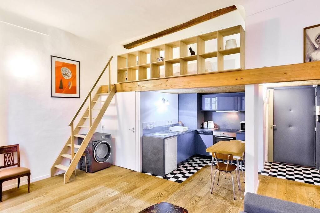 Apartment Studio Avec Mezzanine Au Coeur De La Vieille Nice