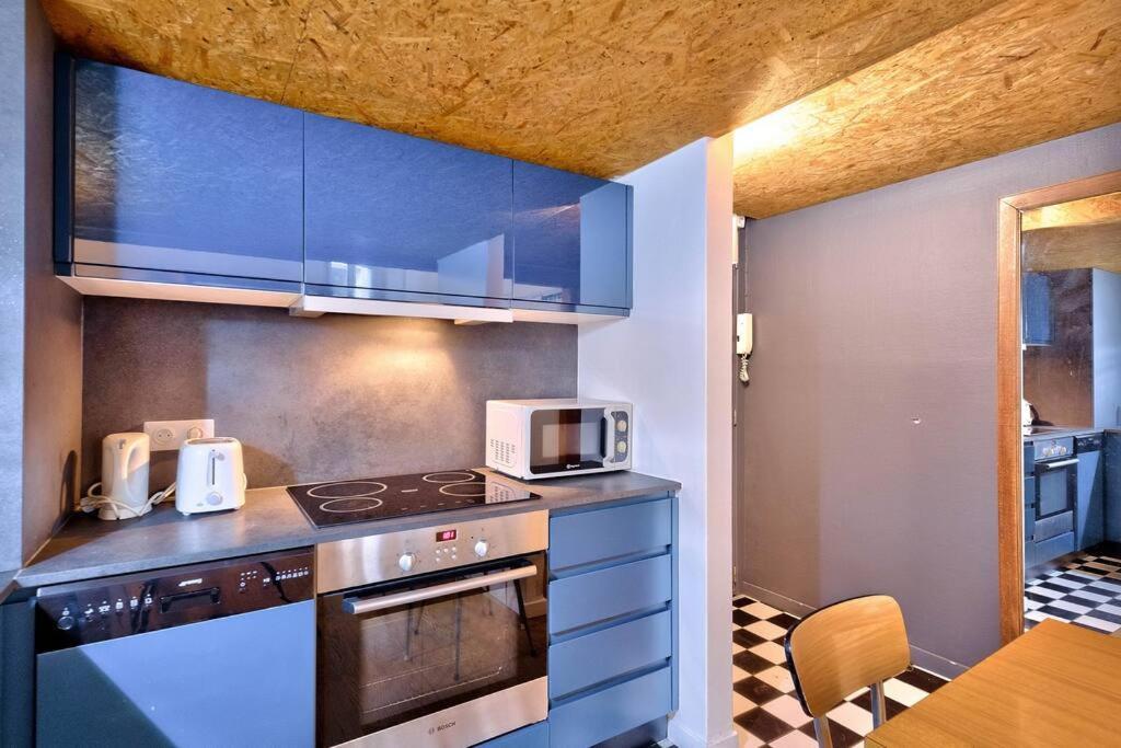 Studio Avec Mezzanine Au Coeur De La Vieille *