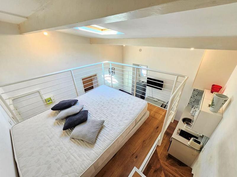 T2 Coconing, Wifi, Internet, Clim, 300m Apartment *
