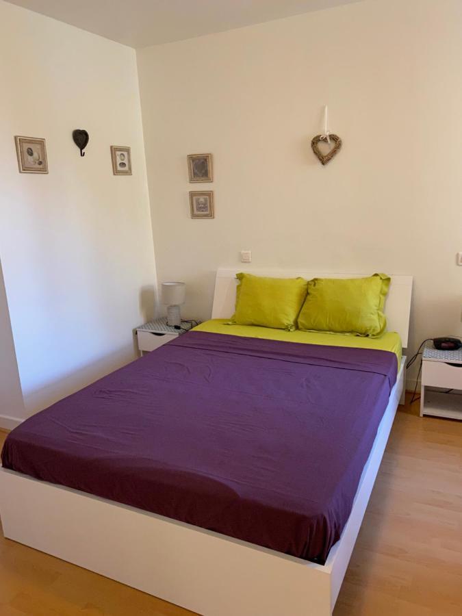 Apartment Centre *