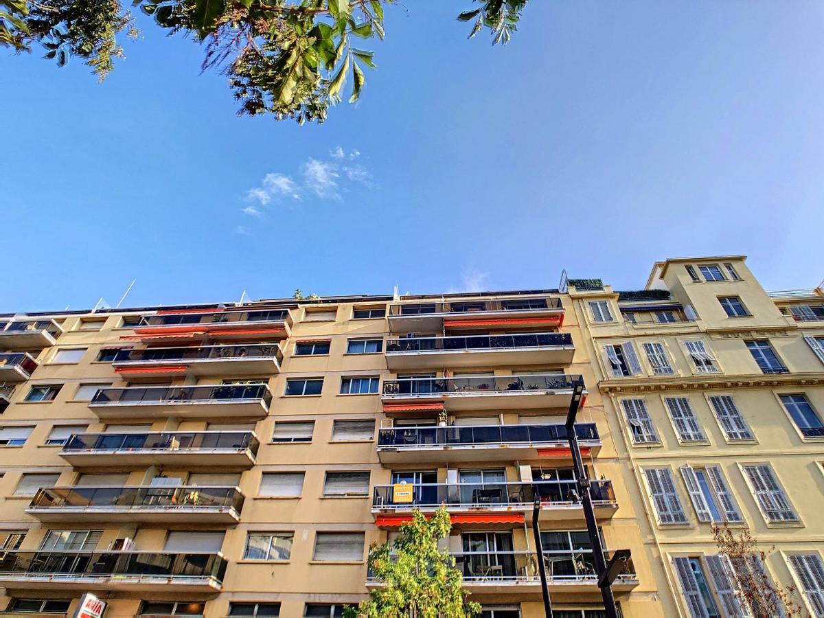 Nestor&jeeves - Florida - With Balcony Appartement *