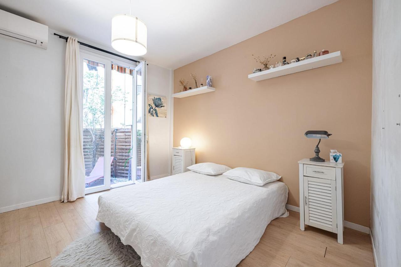 Spacious And Elegant With Sunny Terrace