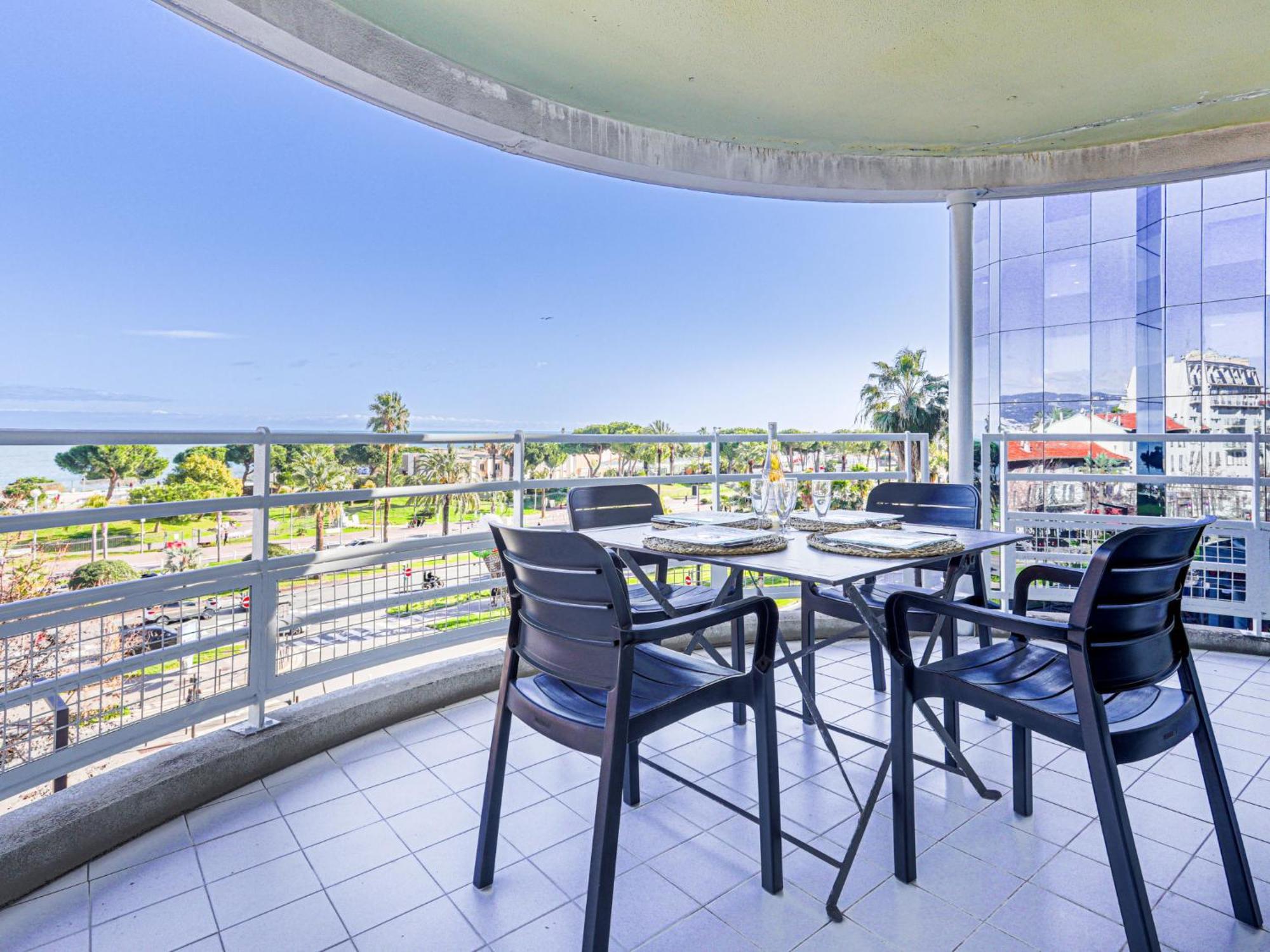 Apartment Le Fremont By Interhome