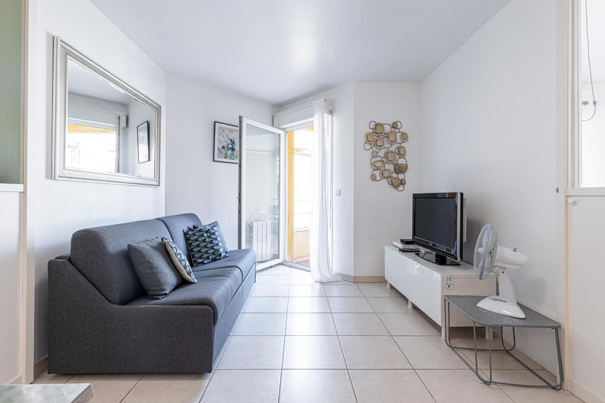 Apartment Quiet 1 Bdr Port! Close Place Du Pin Garibaldi *