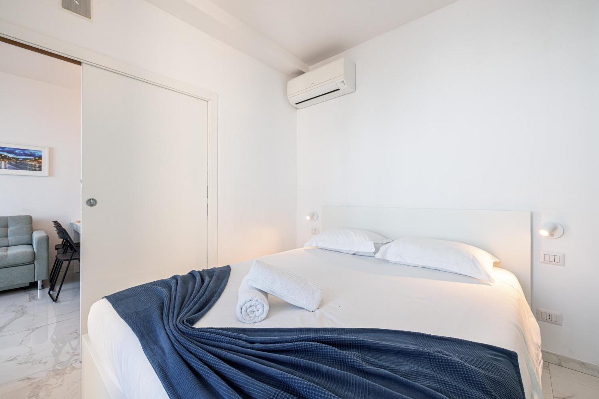 Apartment Sea View - 2 Bdr Promenade Des *