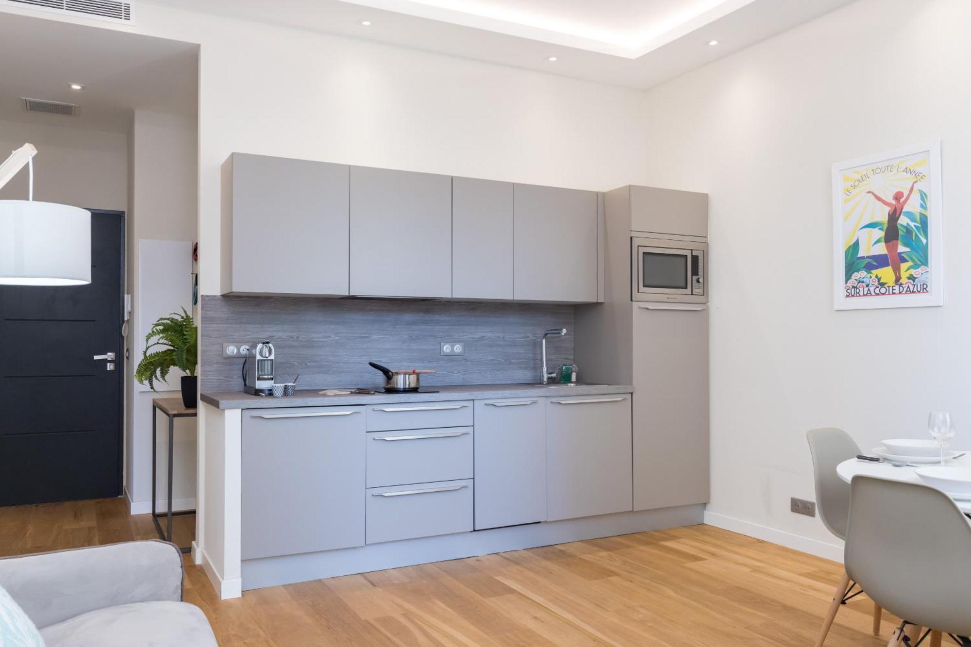 Brand New 1 Bdr Place Du Pin *