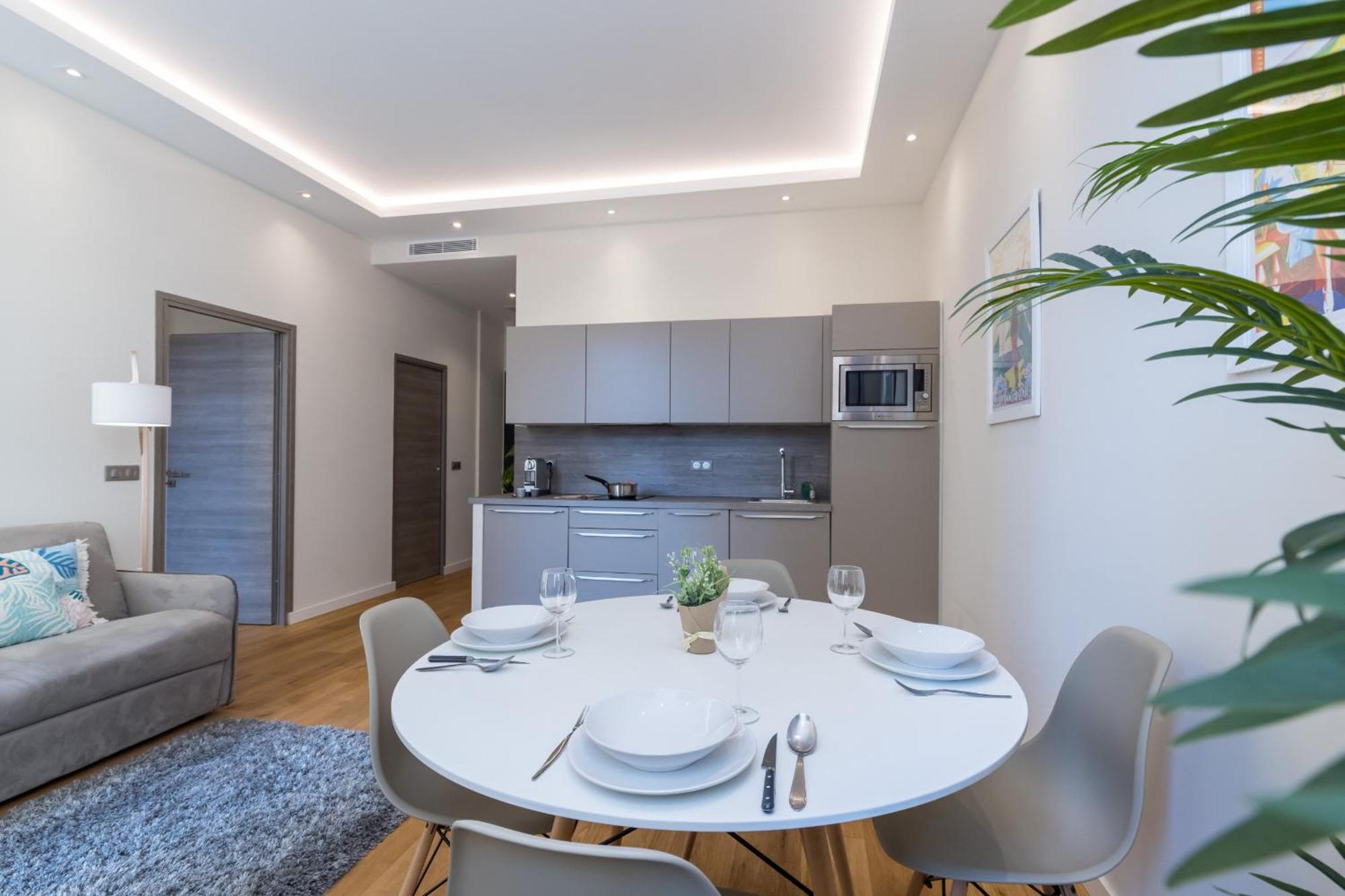Brand New 1 Bdr Place Du Pin *