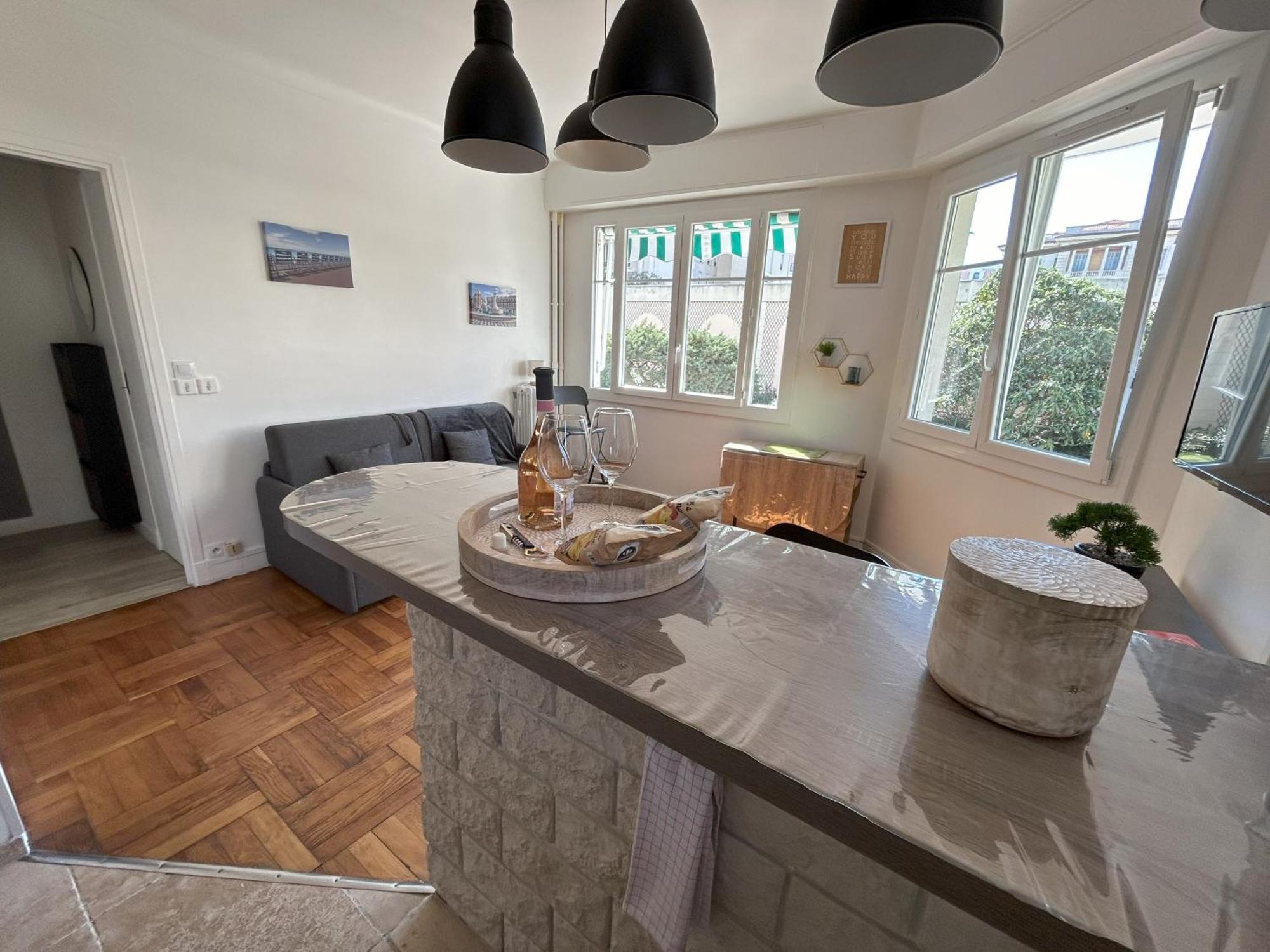 Le 29 Promenade Des - Golden Square Appartement