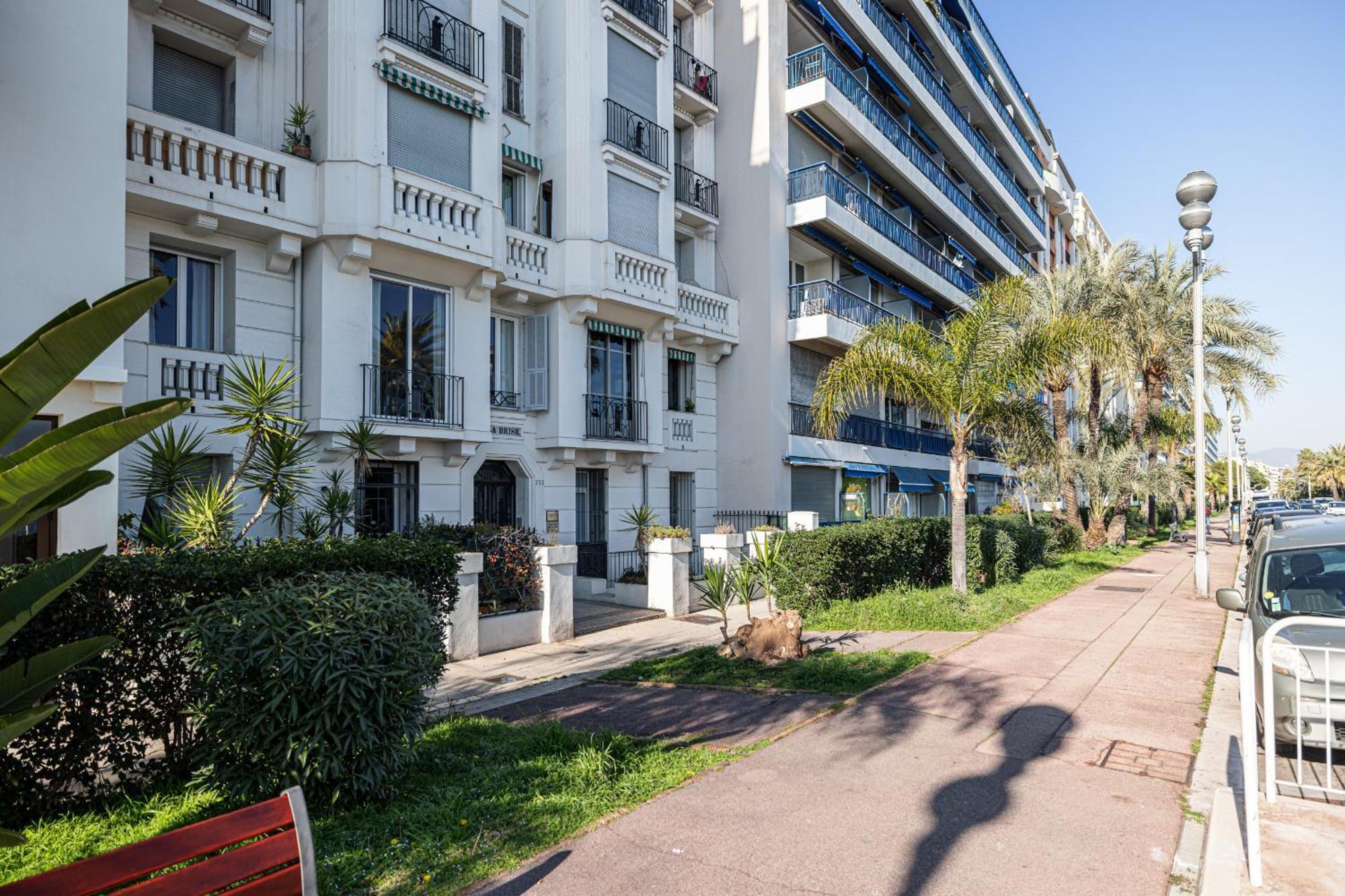 Apartment Sea View - 2 Bdr Promenade Des *