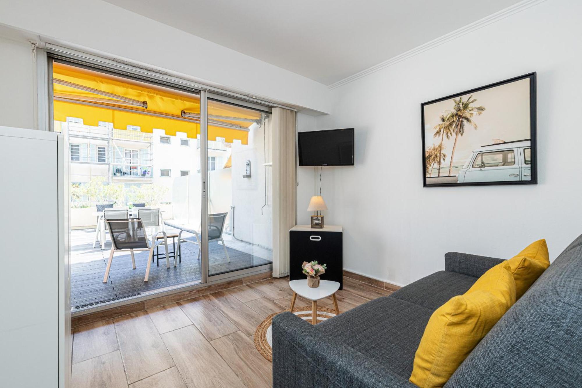 Apartment 1 Bdr Large Terrace *