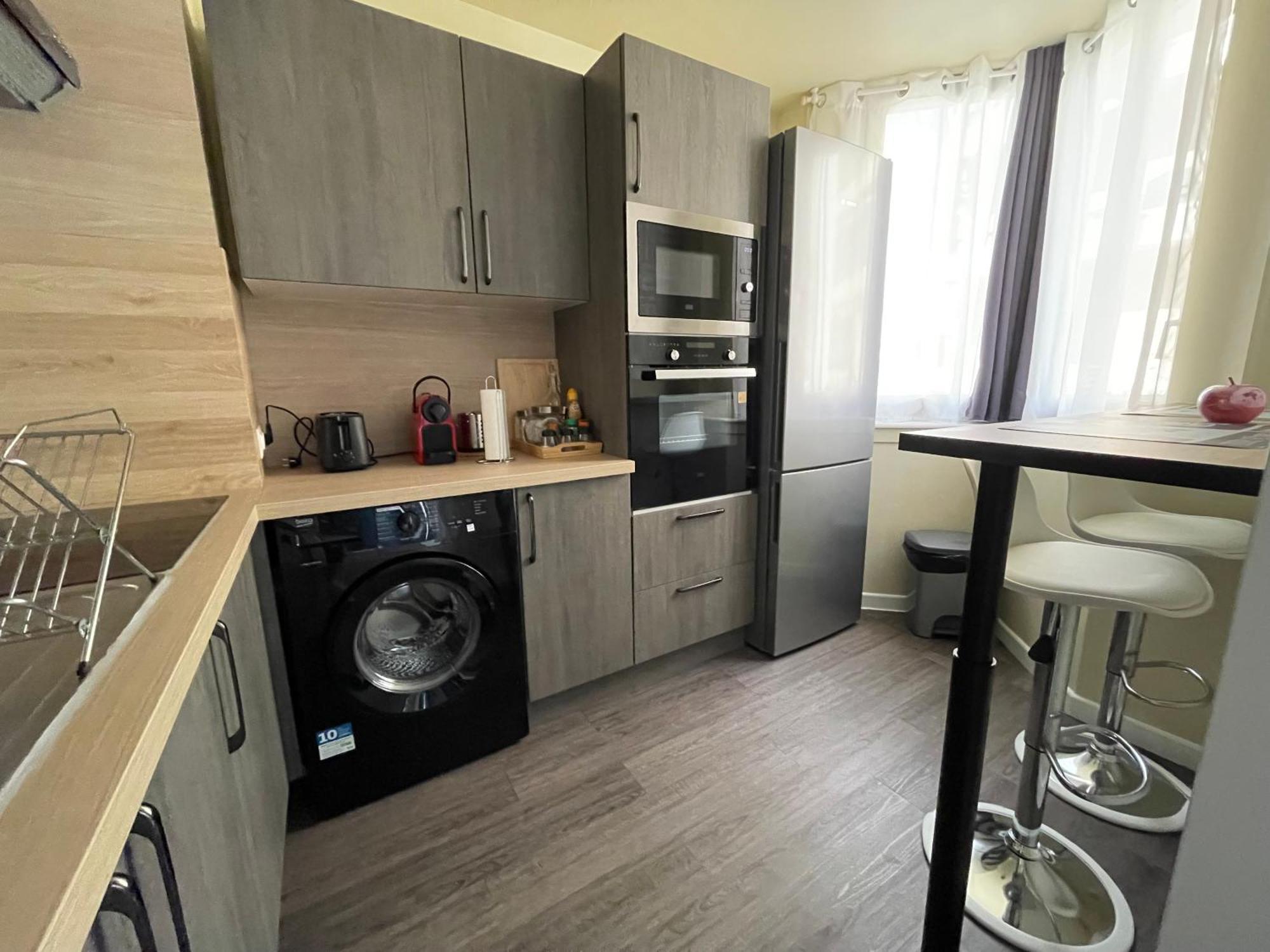 Center Side Free Paddle Beautiful Terrace Apartment Nice