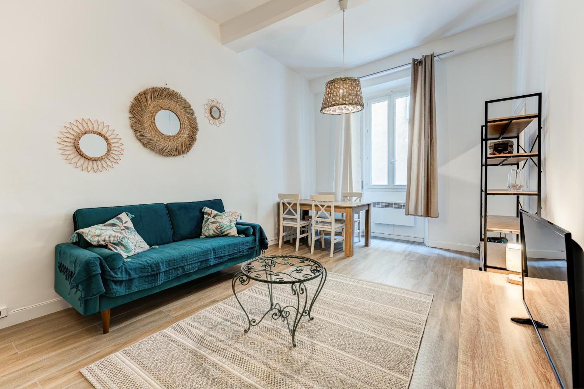 Vieille - 5 Pers, Ac, Wifi * Nice