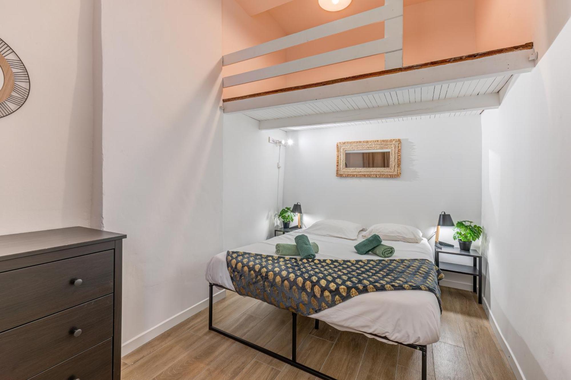 Vieille - 5 Pers, Ac, Wifi Apartamento Nice