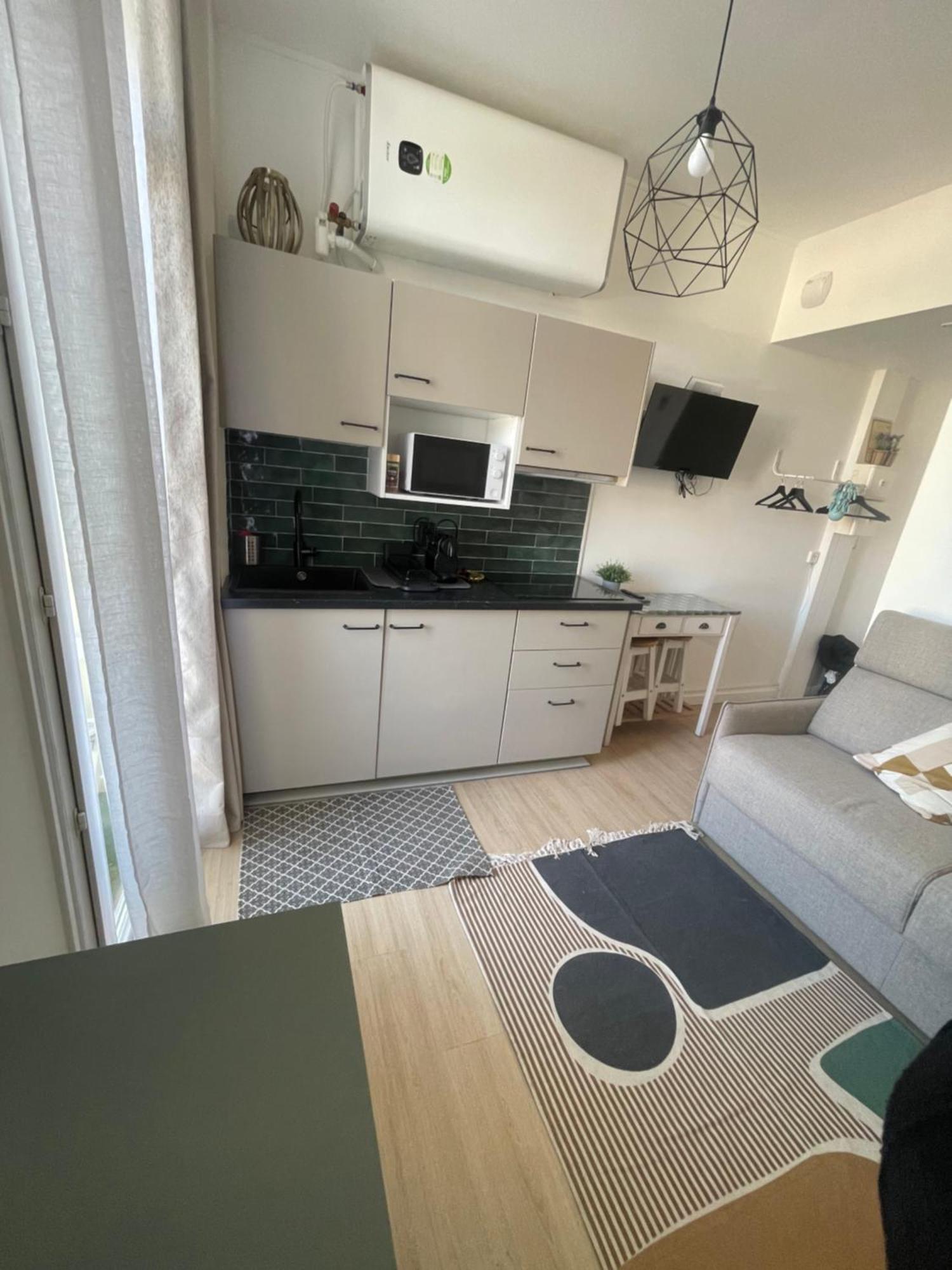 Cosy En Face De La Gare Apartamento Nice