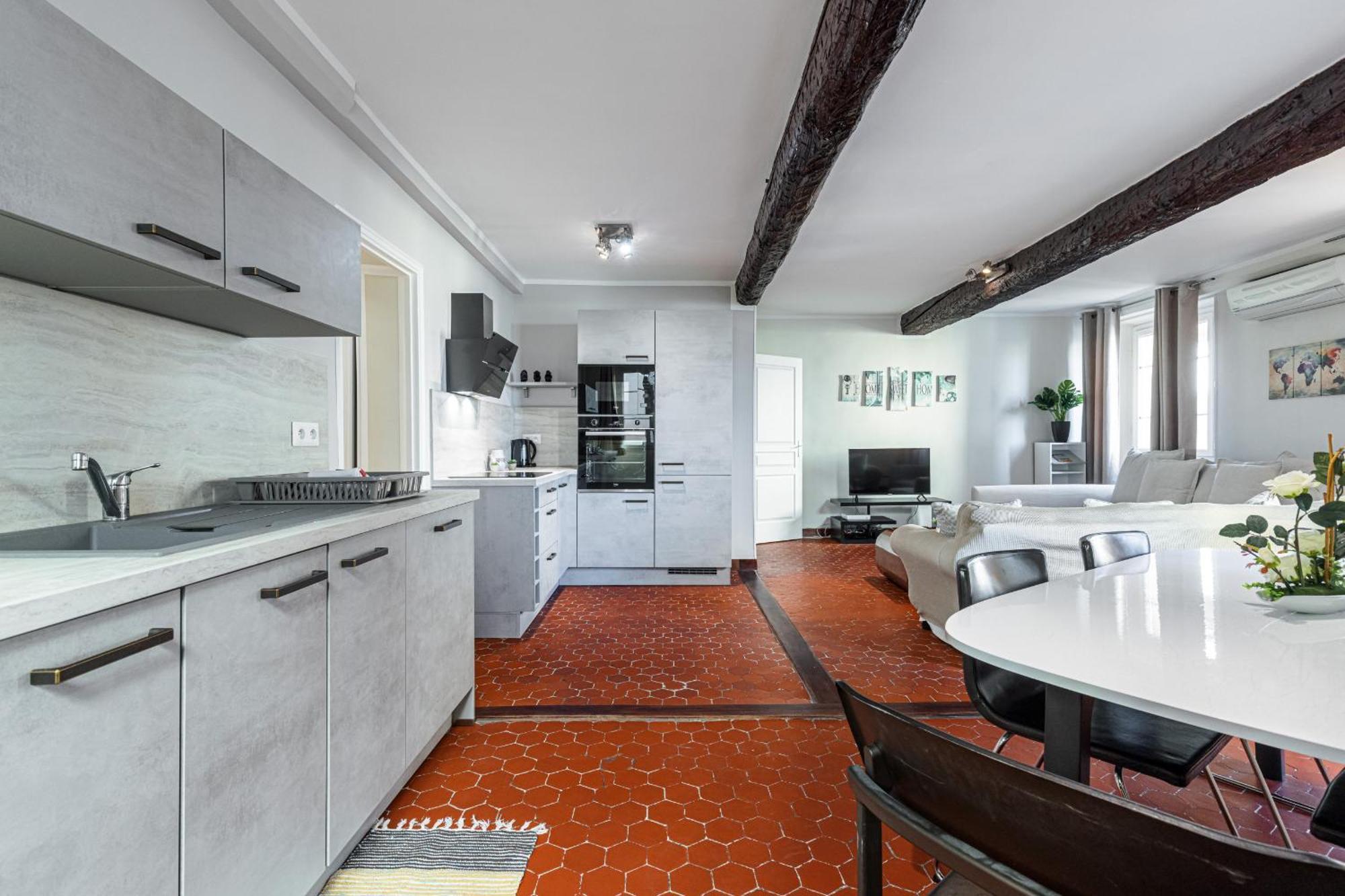 Apartment Large 3 Bdr Old Town - Ac *