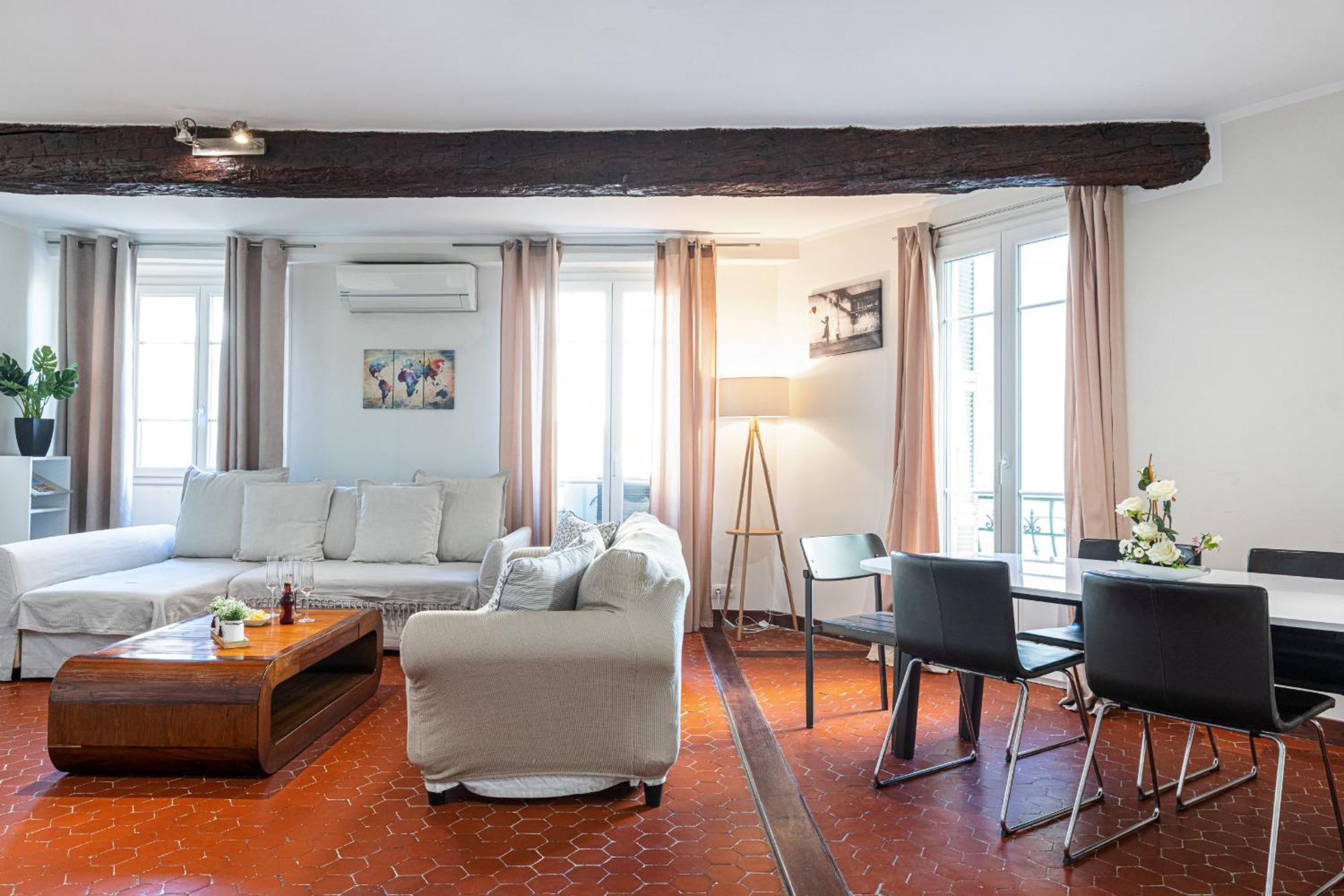 Apartment Large 3 Bdr Old Town - Ac Nice