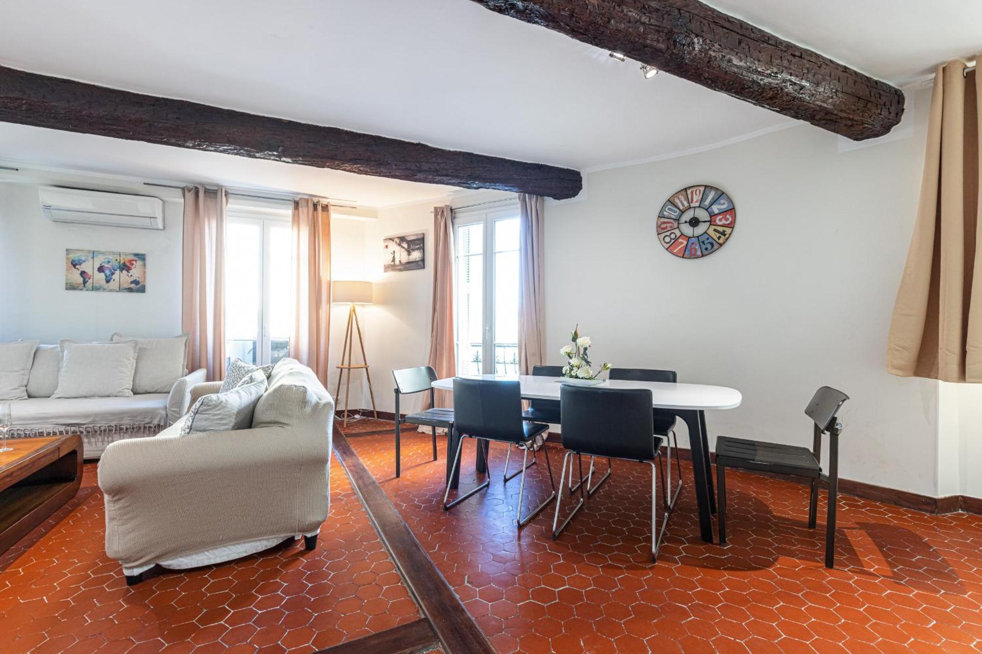 Large 3 Bdr Old Town - Ac