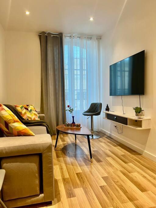 Apartamento Dezy's House *