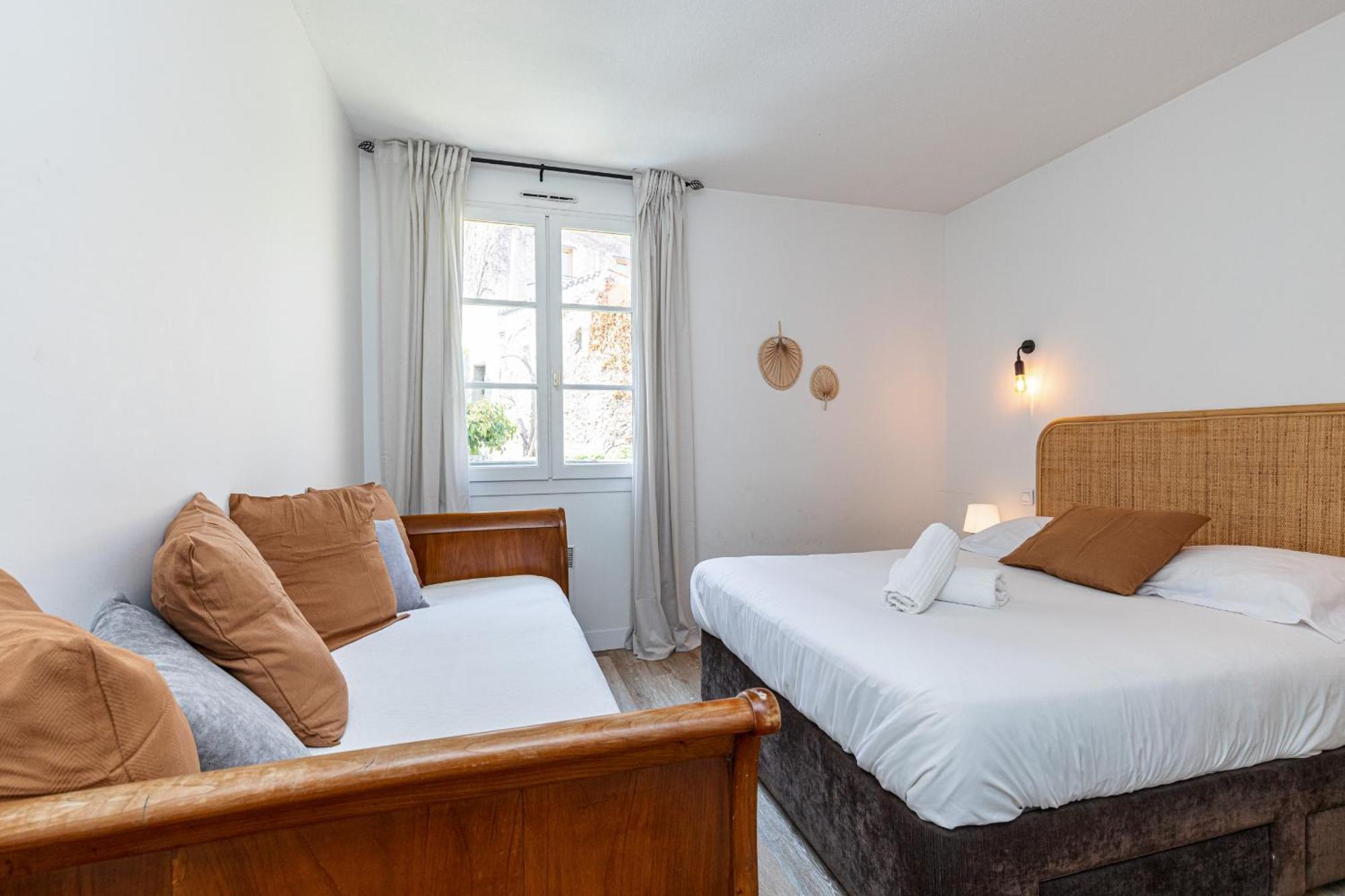 Apartamento 2 Bdrs & Parking In The Old Town ! Nice