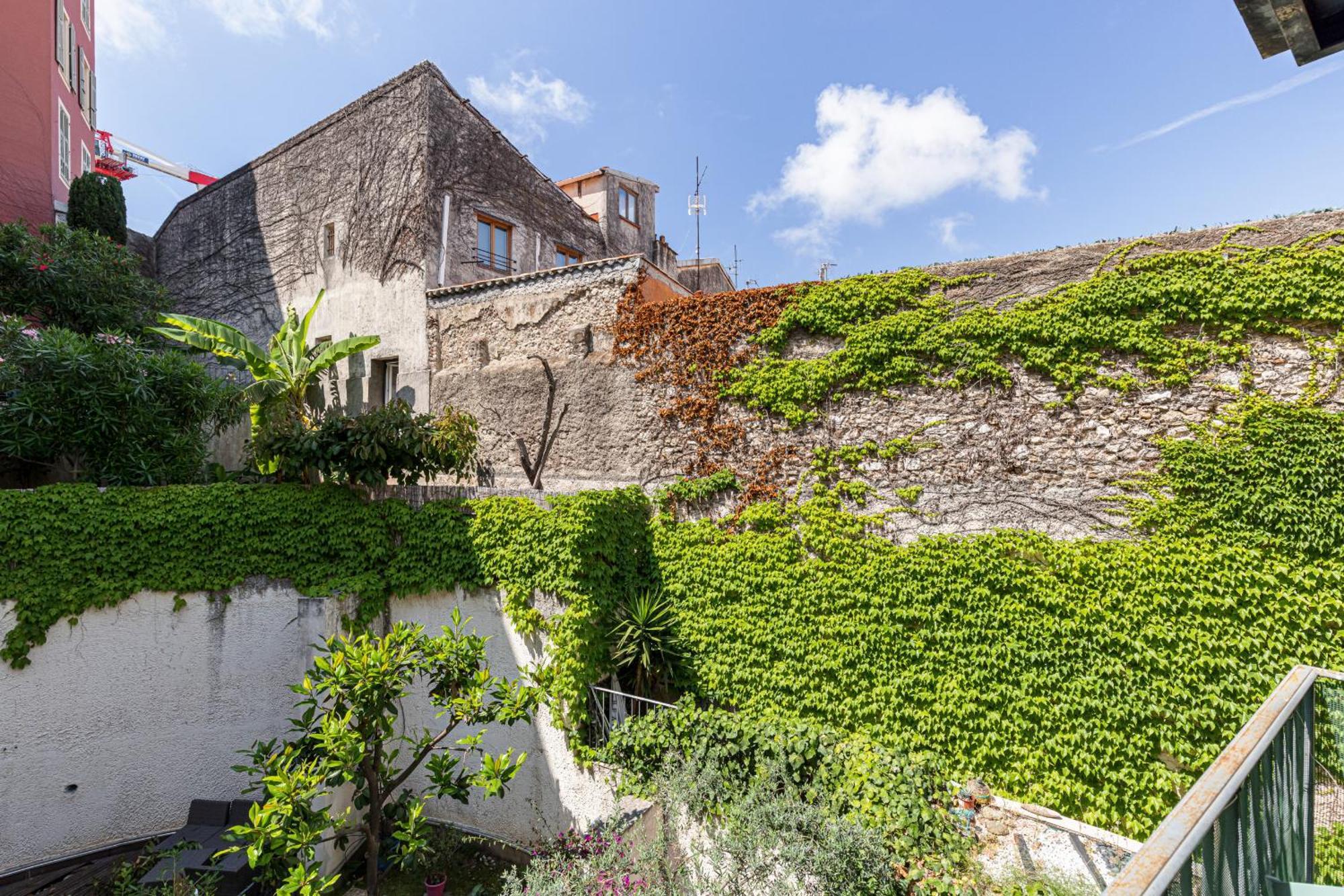 Apartamento 2 Bdrs & Parking In The Old Town ! *