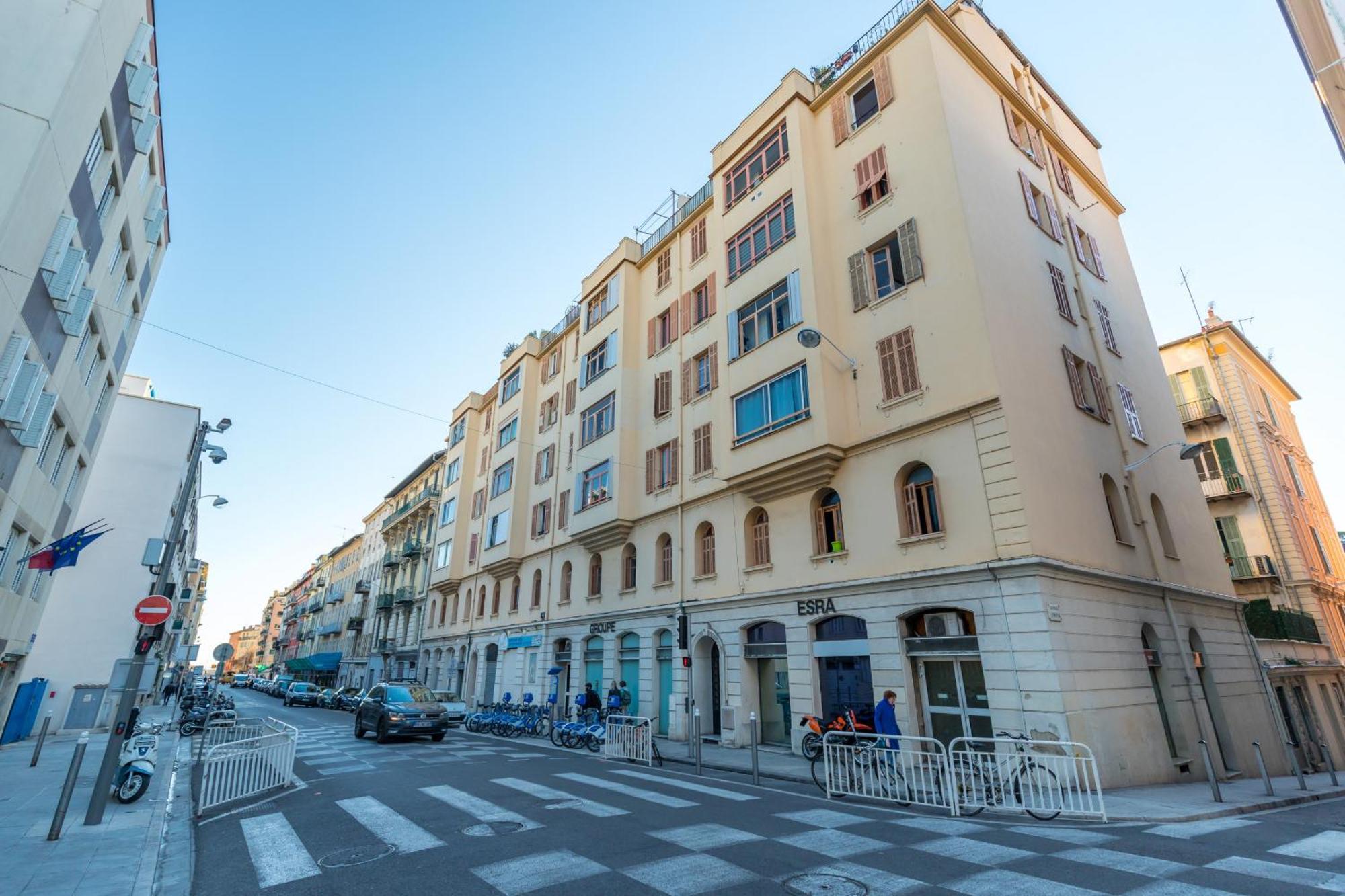 Extraordinary View On Port And Castle Hill - 1 Bdr & Parking Apartamento *