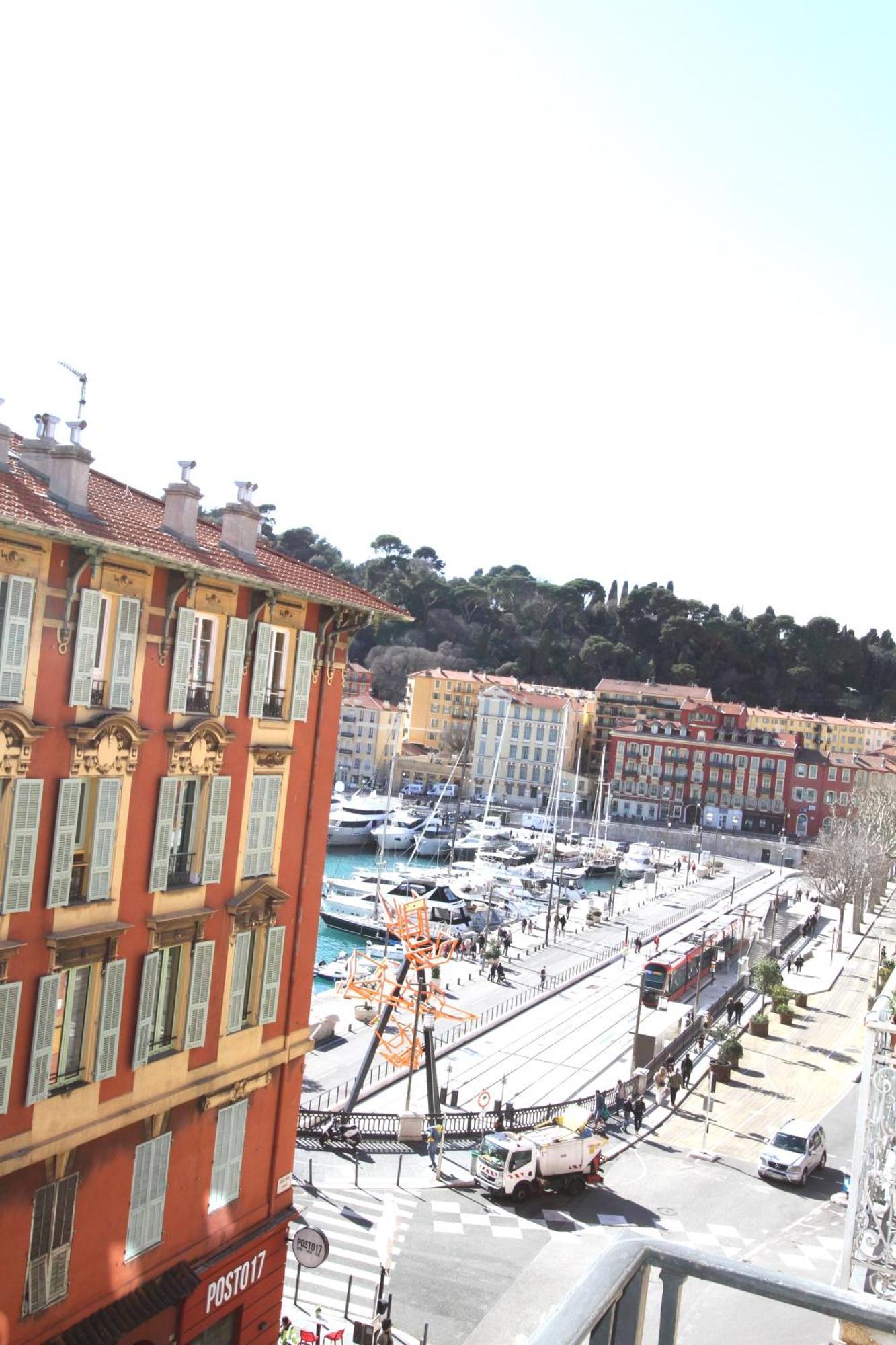 Le Port Nice