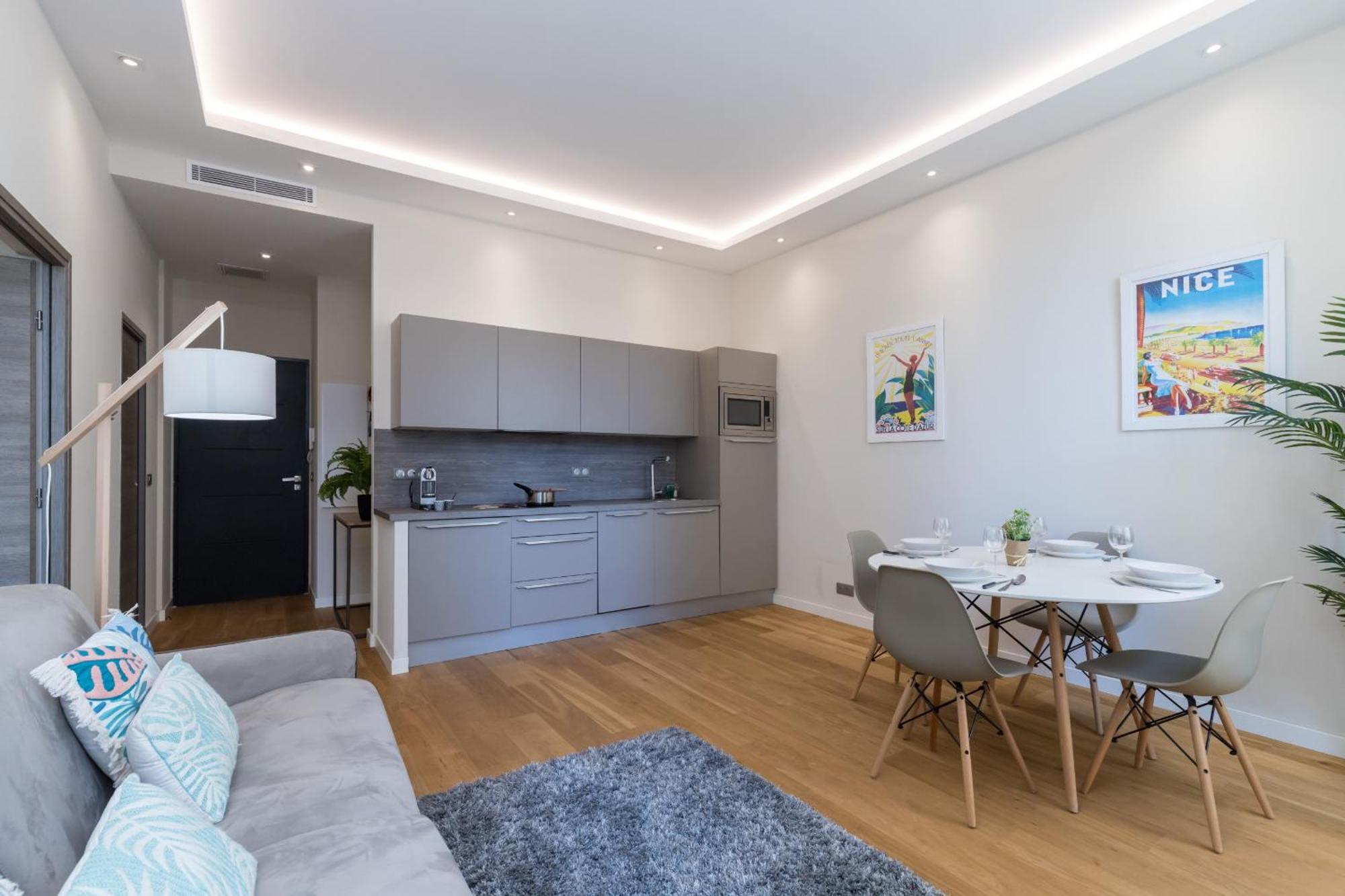 Brand New 1 Bdr Place Du Pin Apartment