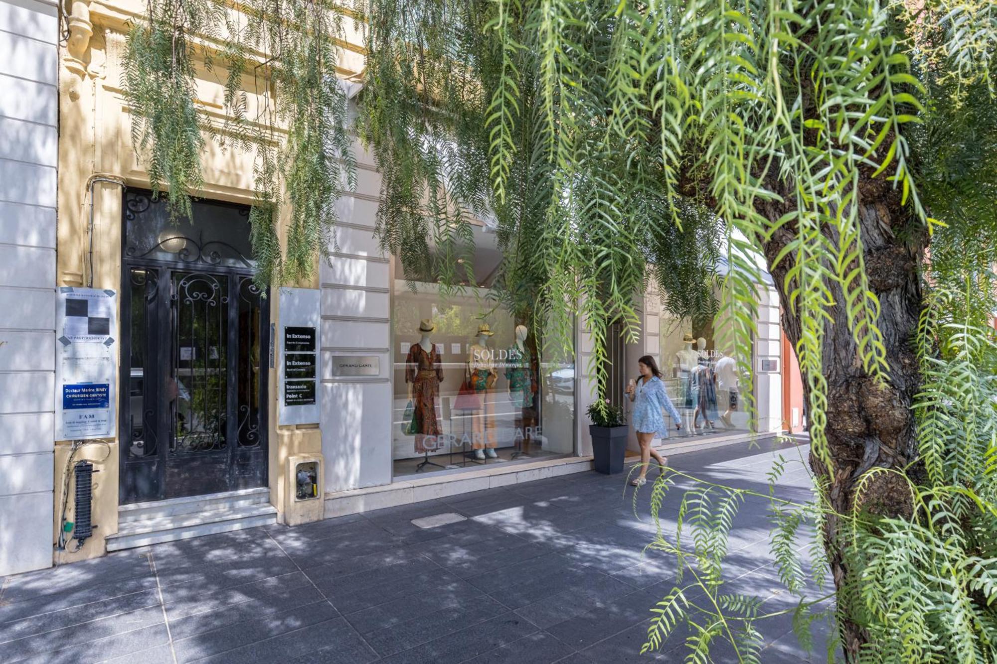 Massena Square - Ultra 1 Bdr Apartment *