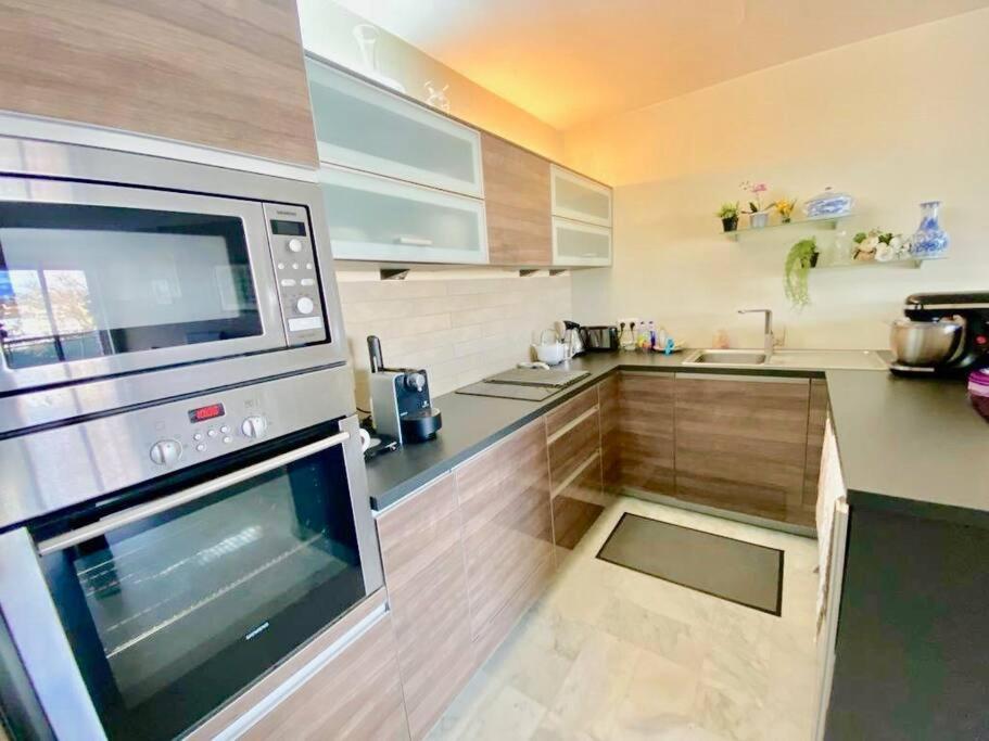 Sea View Pool Terrace Ac 1 Bedroom Apartment