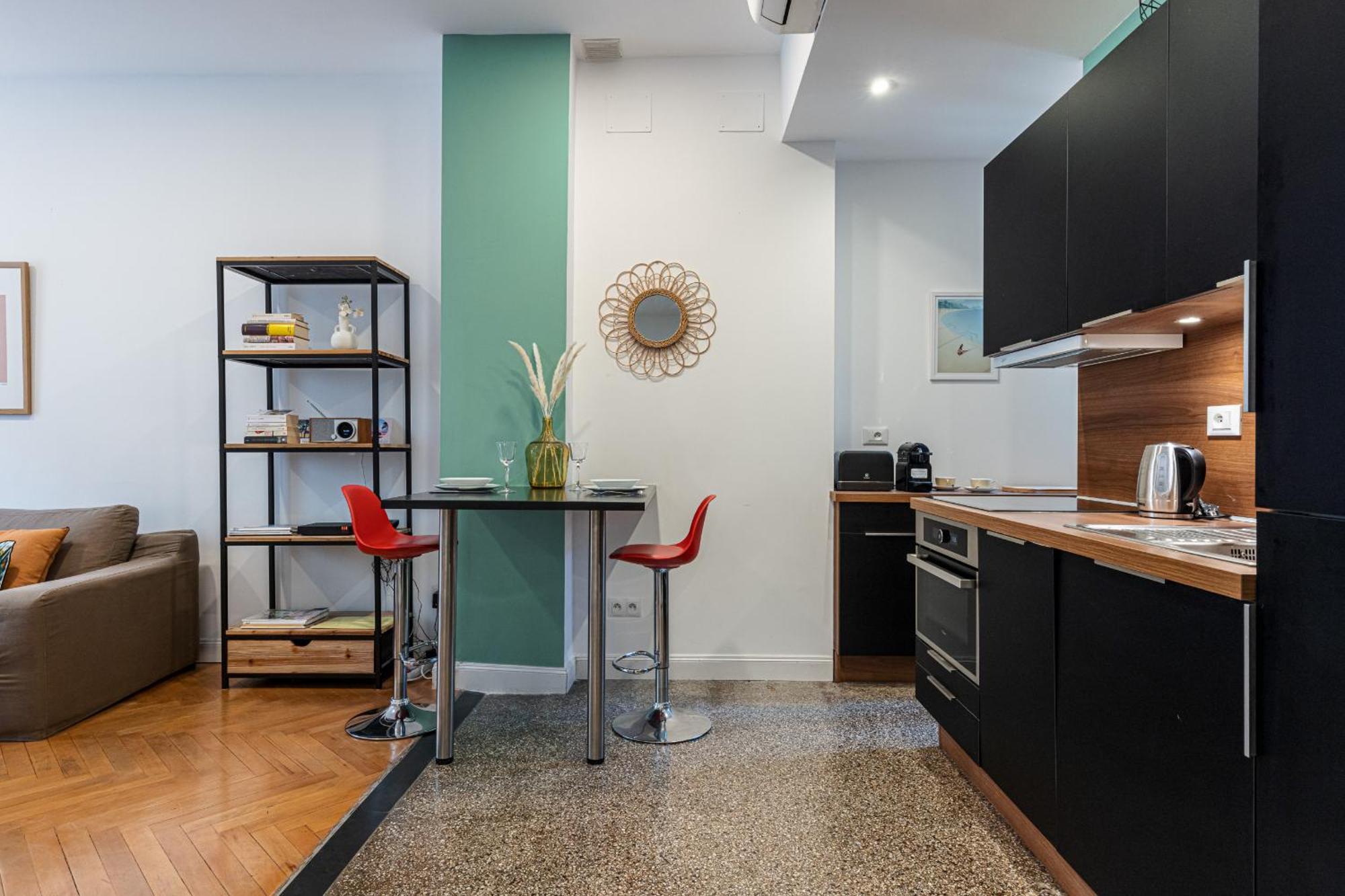 Apartment Cosy 1 Bdr Near Garibaldi Square
