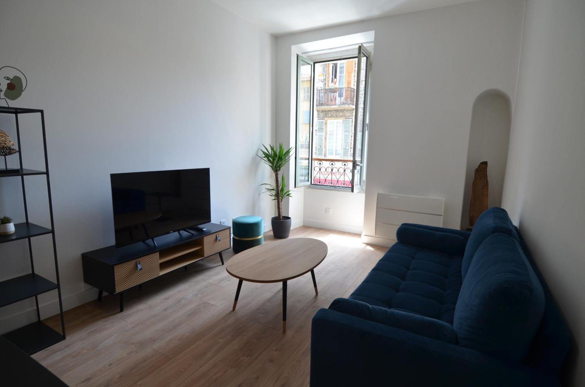 Napoleon - Superbe 2 Au Coeur Du Port De Nice