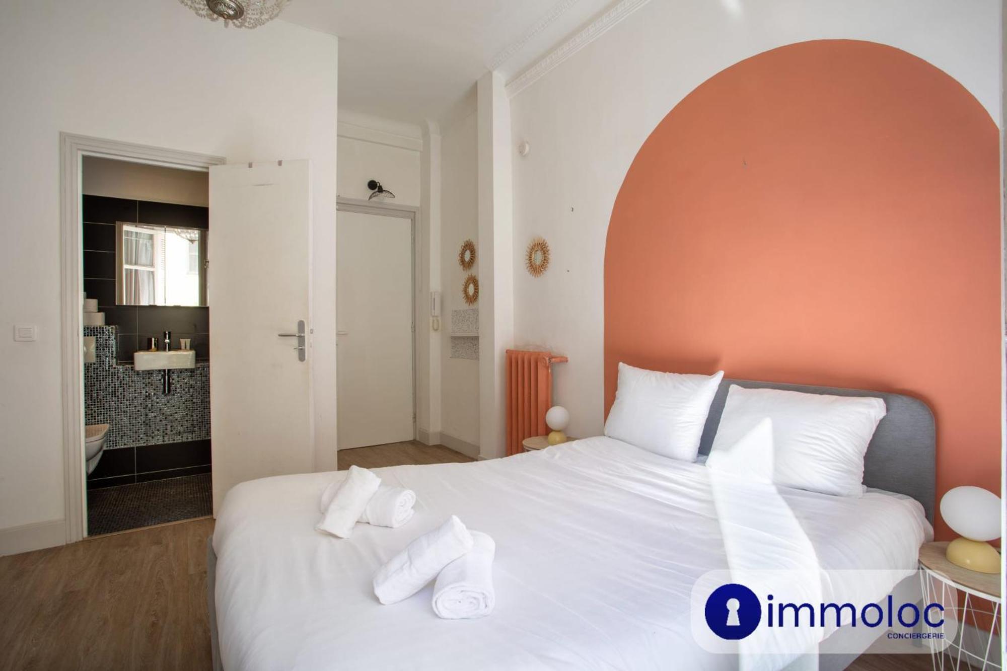 Charming Air-conditioned With Balcony Appartement Nice