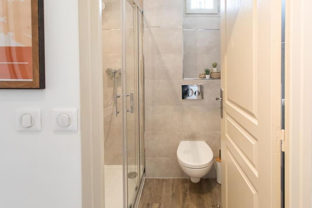 Appartement L46 2p Port, 2min Du Cap Et 5 Du Port/ Clim & Wifi Nice