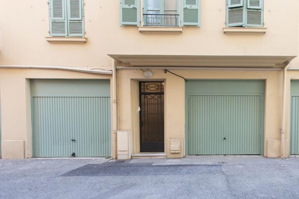 L46 2p Port, 2min Du Cap Et 5 Du Port/ Clim & Wifi