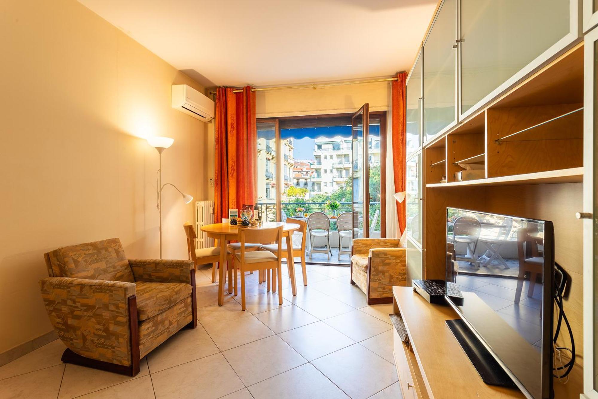 Apartment Le France-massenet Ap3015 By Riviera Homes