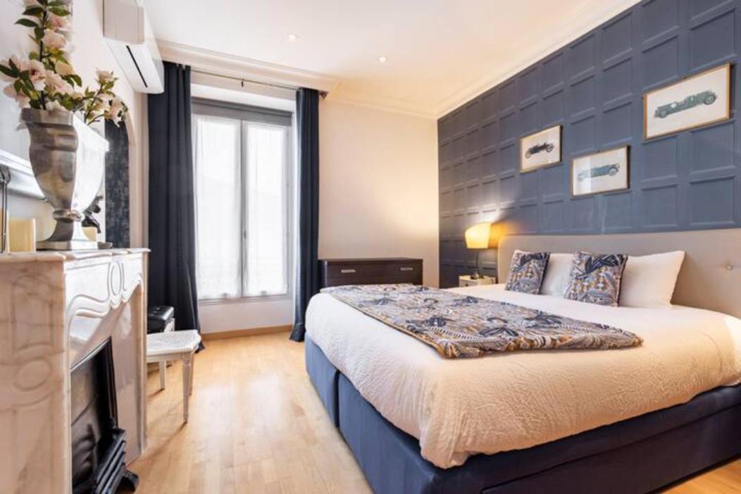 Apartment From 1882, Romantic Flat, In The Golden Square *