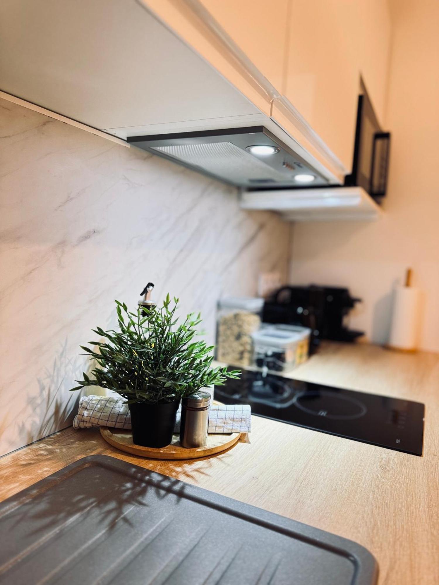 Sunshine Getaway - Stylish In The Heart Of * Nice