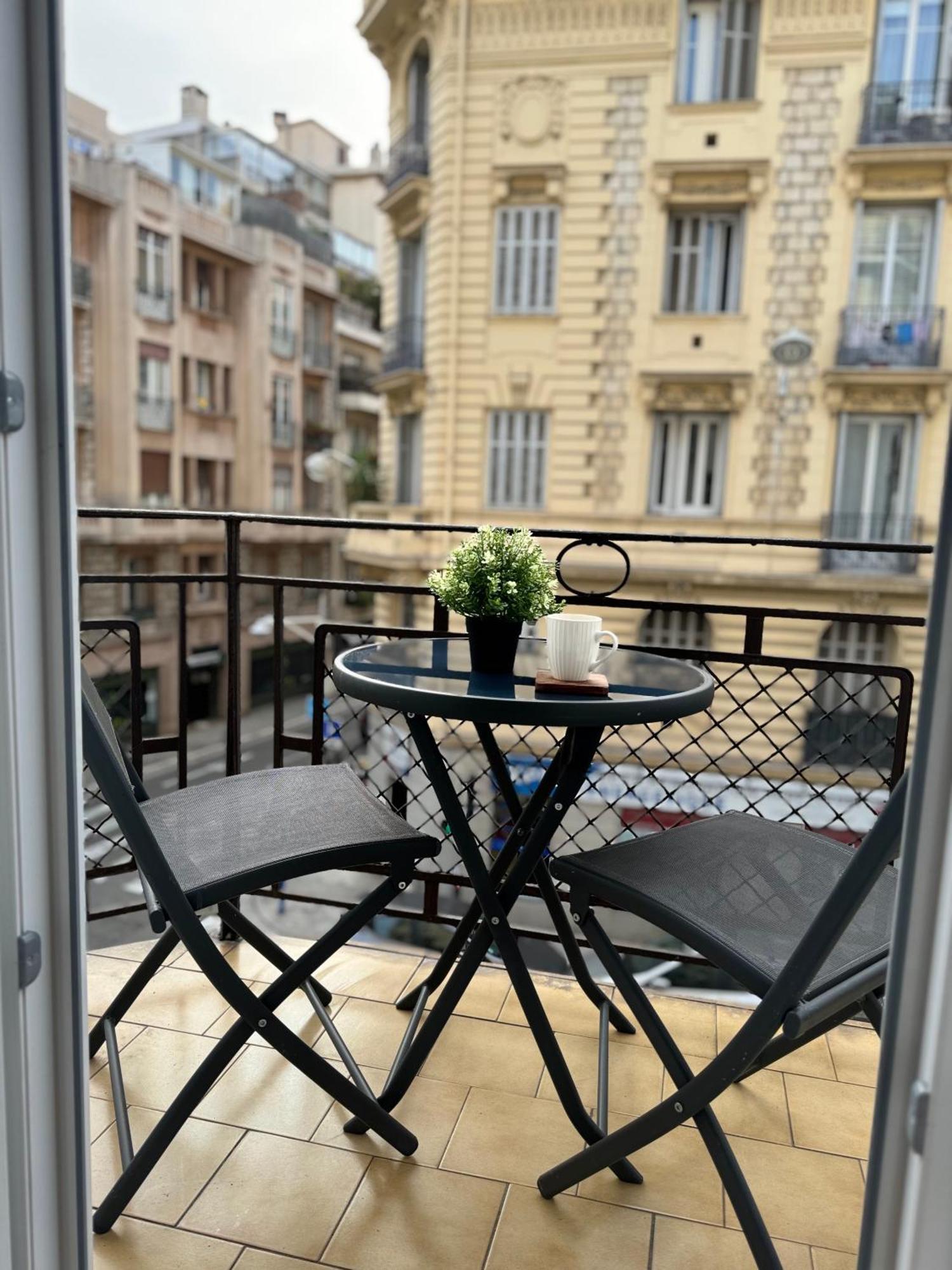 Sunshine Getaway - Stylish In The Heart Of Apartment