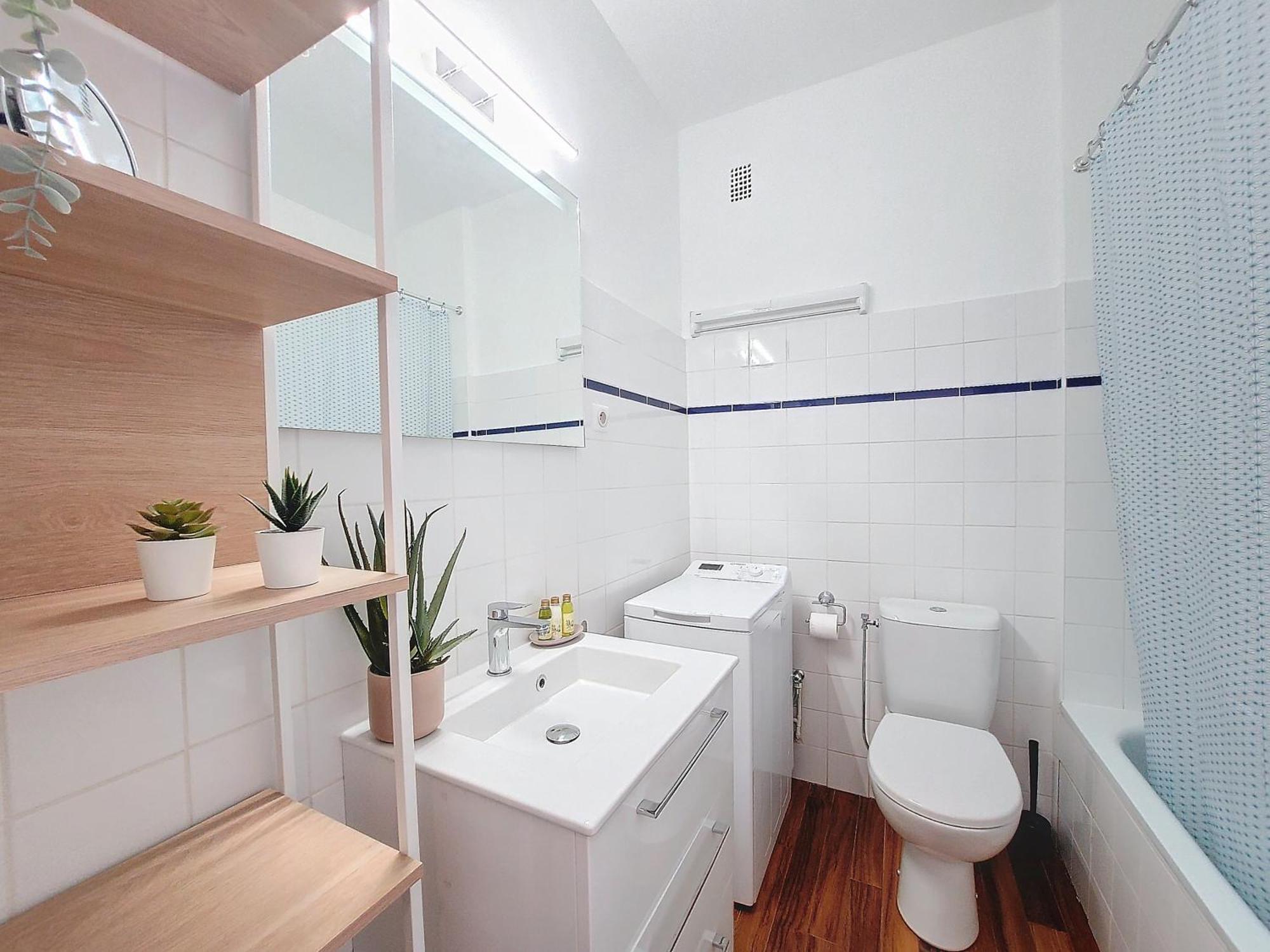 Nestor&jeeves - Riviera - - Very Close Sea