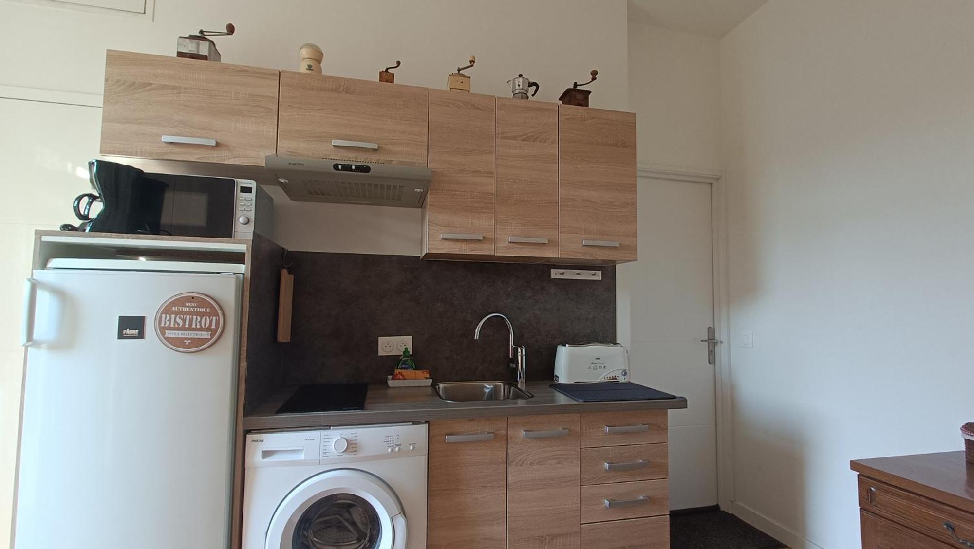 Hypercentre Jean Medecin Homestay *